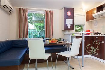 Best Holiday Hotell Grimaud Eksteriør bilde