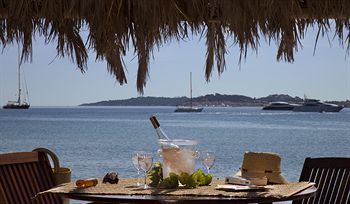 Best Holiday Hotell Grimaud Eksteriør bilde